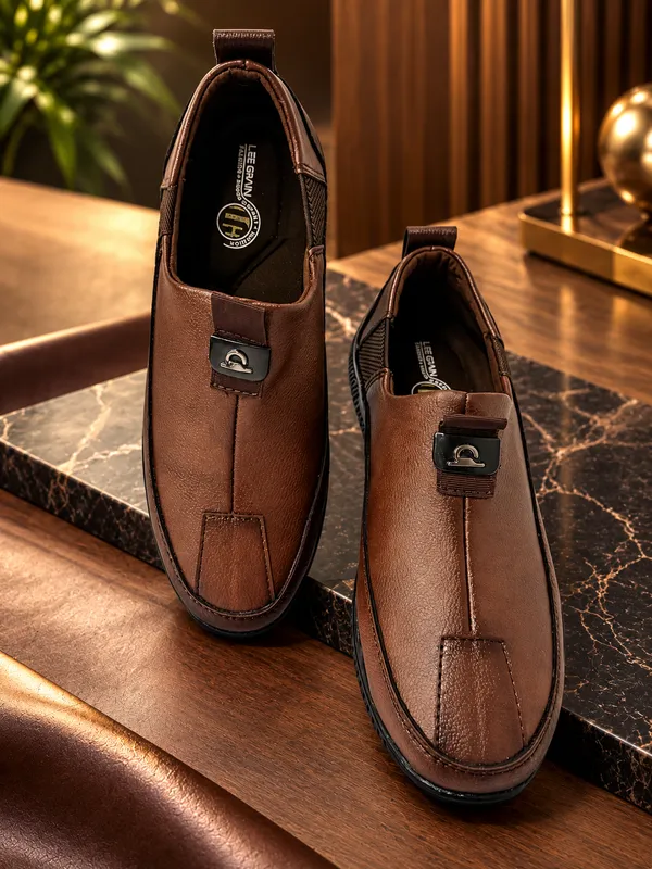 Leegrain_Latest_Brown_flexyble_shoes_for_mens_