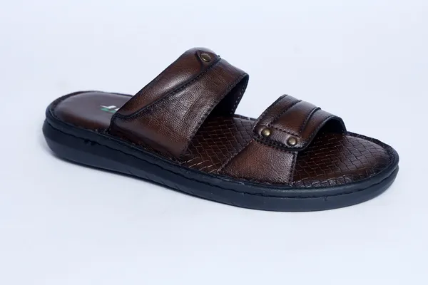 Leegrain_Latest_brown_casual_slipper_for_mens_