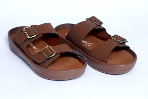Leegrain_Latest_casual_slipper_for_mens_