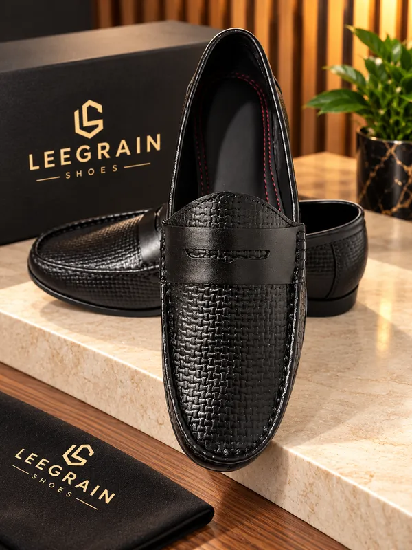 Leegrain_Men’s_Premium_Black_Woven-Texture_Penny_Loafers.