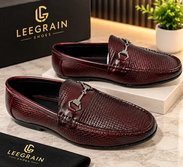 Leegrain_Men’s_Premium_Burgundy_Woven-Texture_Metal-Detail_Loafers.