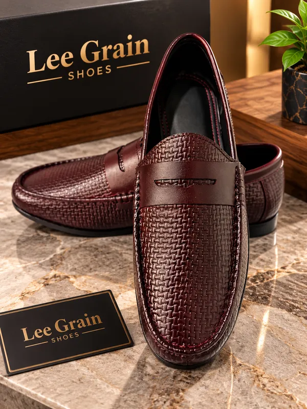 Leegrain_Men’s_Premium_Burgundy_Woven-Texture_Penny_Loafers.