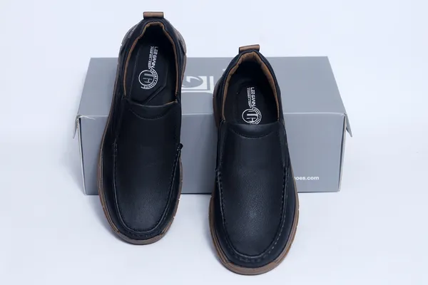 Leegrain_latest_black_leather_mukesan_shoes_for_mens_