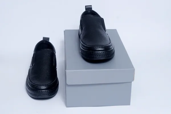 Leegrain_latest_black_shoes_for_mens_
