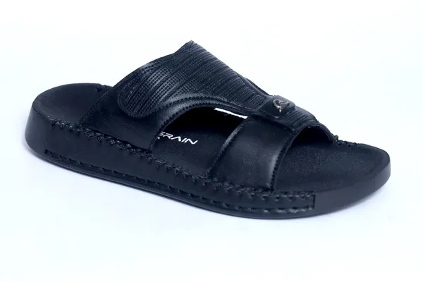 Leegrain_latest_black_slipper_for_mens_