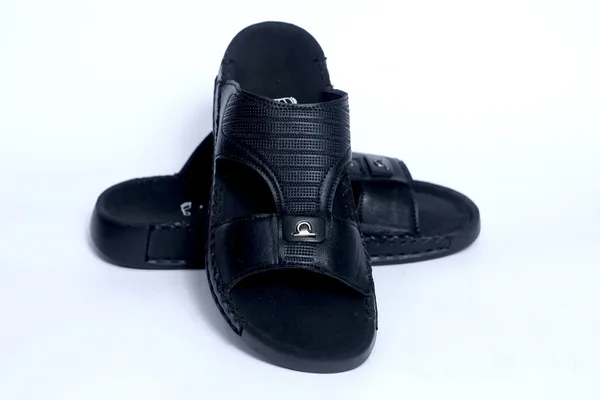 Leegrain_latest_black_slipper_for_mens_
