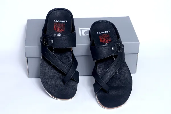 Leegrain_latest_black_slipper_for_mens_