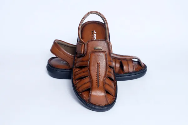 Leegrain_latest_sandle_for_mens_