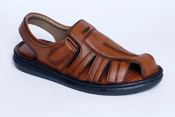 Leegrain_latest_sandle_for_mens_