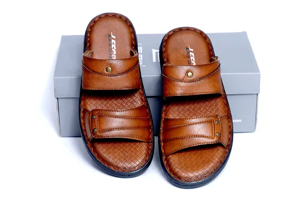 Leegrain_latest_tan_slipper_for_mens_
