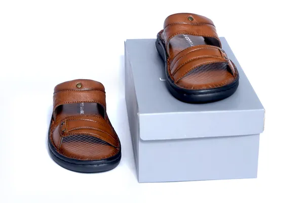 Leegrain_latest_tan_slipper_for_mens_