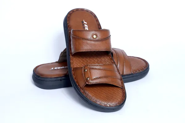 Leegrain_latest_tan_slipper_for_mens_