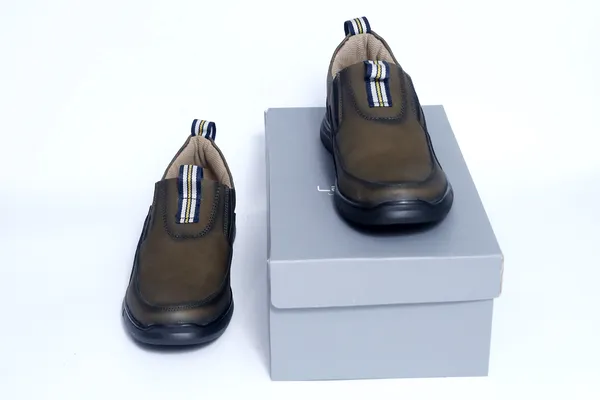 Leegrain_olive_casual_shoes_for_mens_