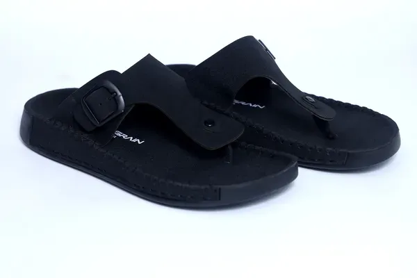 Lee_Grain_Black_Latest_Synthetic_Casual_Slippers_For_Men