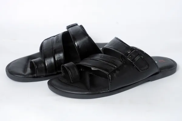 Lee_Grain_Black_Latest_Synthetic_Casual_slippers_For_Men
