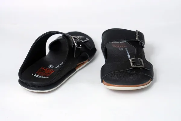 Lee_Grain_Black_Latest_Synthetic_Casual_Slippers_For_Men