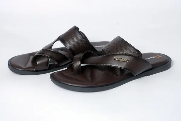 Lee_Grain_Black_Latest_Synthetic_Casual_Slippers_For_Men