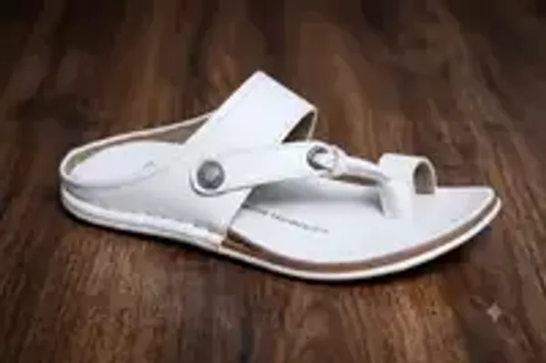 Lee_Grain_White_Latest_Synthetic_Casual_Slippers_For_Men