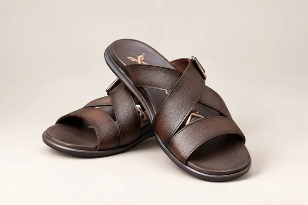 Lee_Grain_Brown_Latest___Casual_Strap_Sandals_For_Men