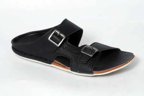 Lee_Grain_Black_Latest_Synthetic_Casual_Slippers_For_Men