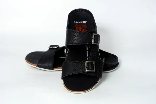 Lee_Grain_Black_Latest_Synthetic_Casual_Slippers_For_Men