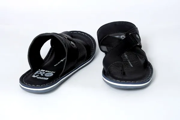 Lee_Grain_Black_Latest_Synthetic_Casual_Slippers_For_Men