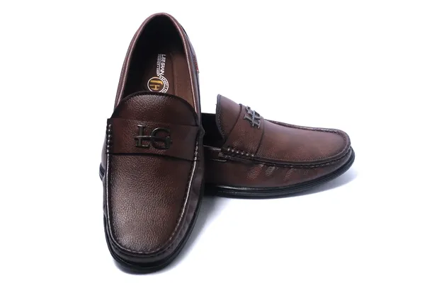 Lee_Grain_Brown_Latest___Slip-On_Moc-Toe_Loafers_For_Men