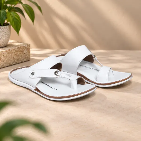 Lee_Grain_White_Latest_Synthetic_Casual_Slippers_For_Men