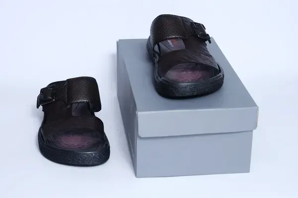 Leegrain_Latest_Brown_Slipper_For_Mens