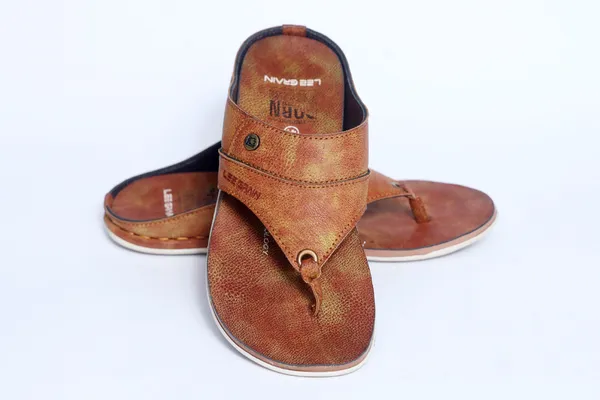 leegrain_latest_tan_clor_slipper_for_mens_