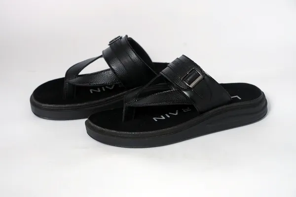 Lee_Grain_Black_Latest_Synthetic_Casual_Slippers_For_Men