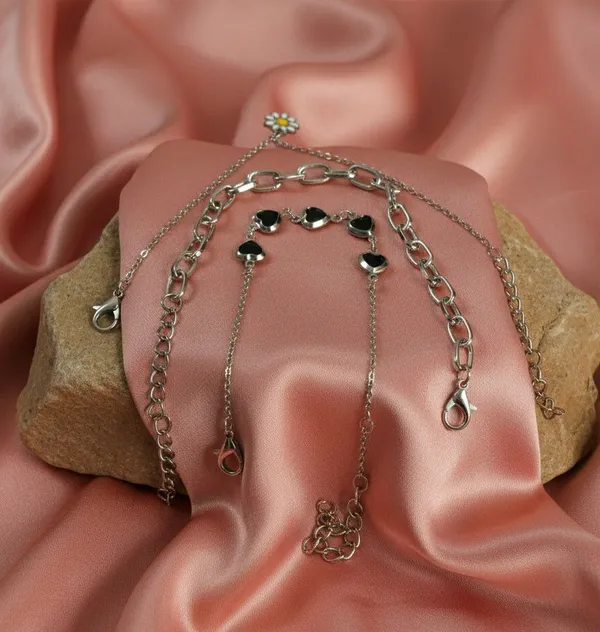 Silver_Tone_Layered_Heart_Floral_Pendant_Necklace_Set_For_Women