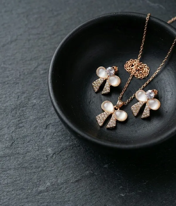 Rose_Gold_Tone_Butterfly_Pendant_Jewellery_Set_For_Women