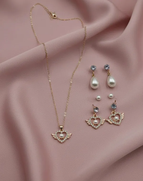 Gold_Tone_Pearl_Heart_Pendant_Jewellery_Set_For_Women
