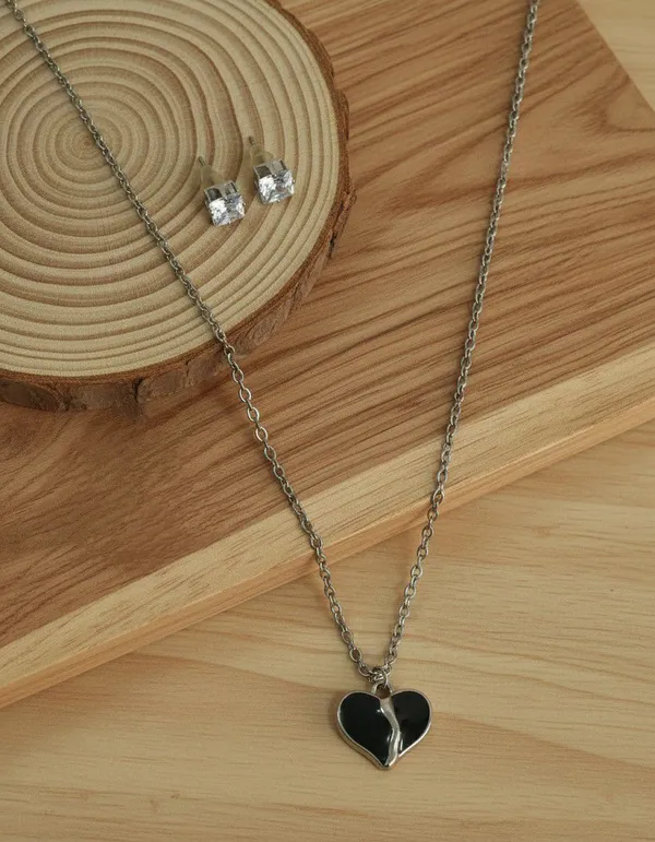 Silver_Tone_Black_Heart_Pendant_Necklace_And_Studs_Set_For_Women