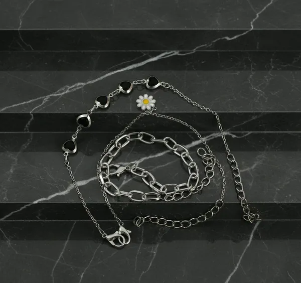Silver_Tone_Layered_Heart_Floral_Pendant_Necklace_Set_For_Women