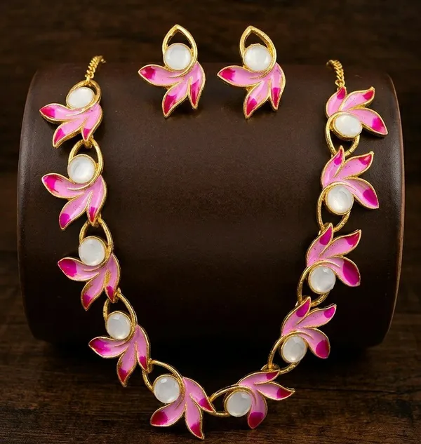 Pink_Gold_Tone_Floral_Necklace_Set_For_Women