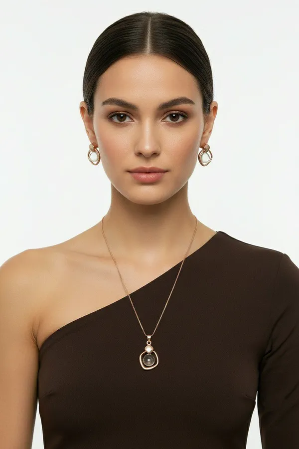 Gold_Tone_Geometric_Stone_Pendant_Necklace_And_Earrings_Set_For_Women