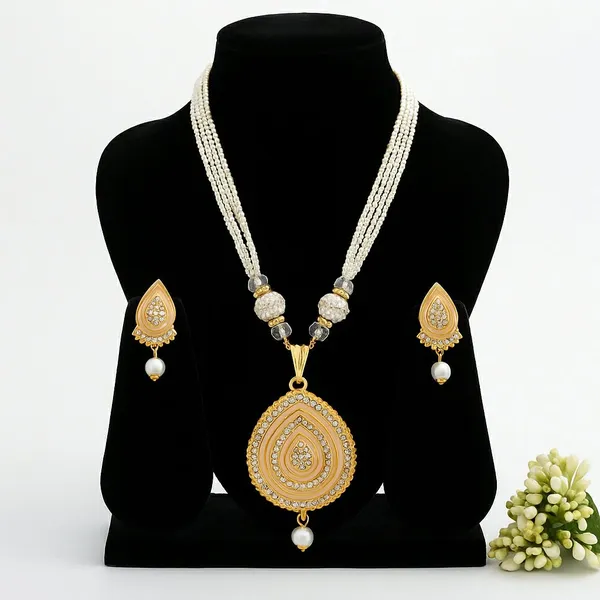 Gold_Tone_Pearl_Layered_Necklace_Set_For_Women