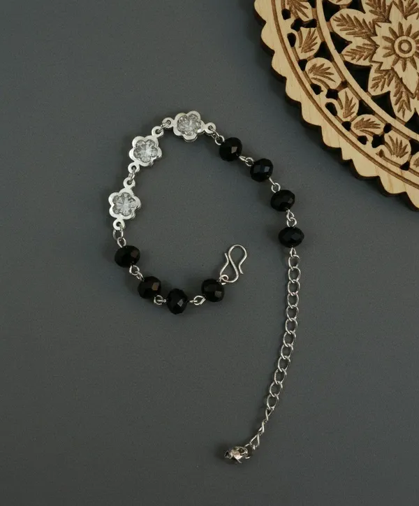 White_Black_Crystal_Beaded_Bracelet_For_Women