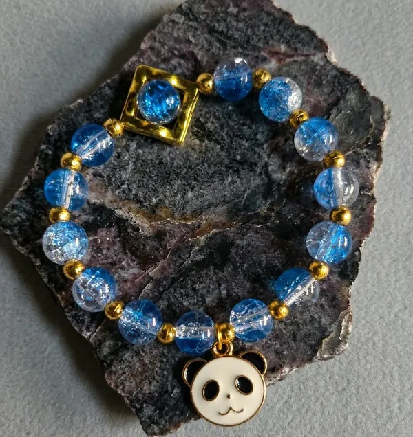 Blue_Beaded_Panda_Charm_Bracelet_For_Women