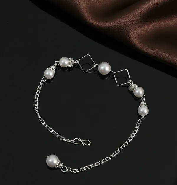 Silver_Tone_Pearl_Link_Chain_Bracelet_For_Women