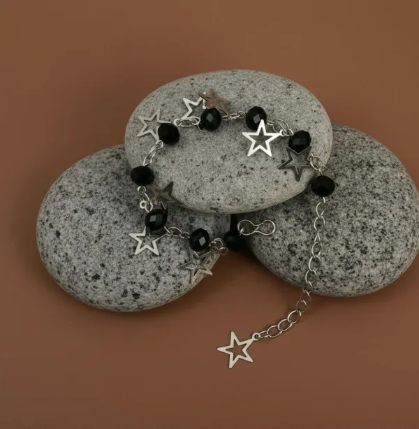 Black_Beaded_Star_Charm_Anklet_For_Women