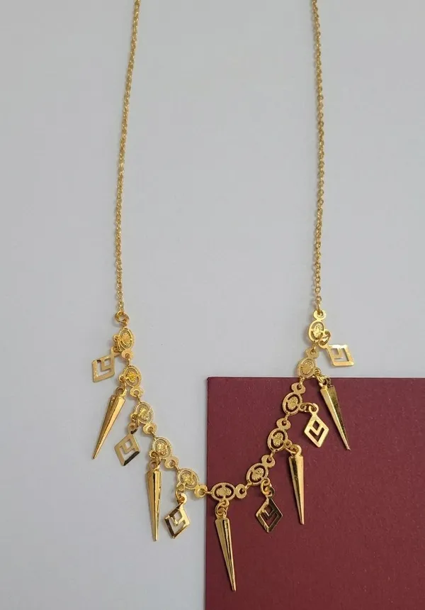 Gold_Tone_Geometric_Charm_Statement_Necklace_For_Women