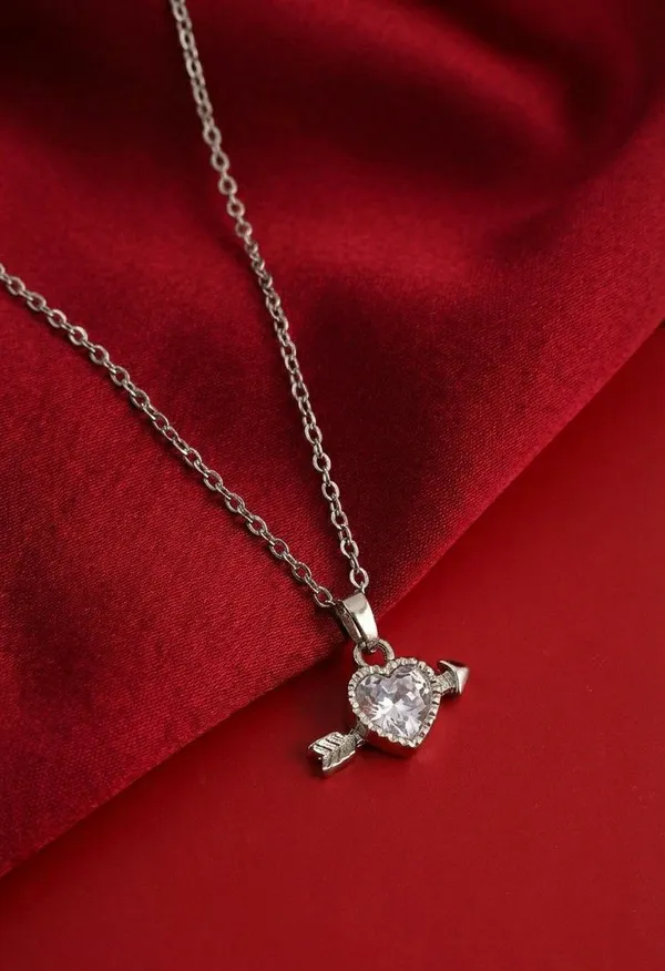 Silver_Tone_Heart_Arrow_Stone_Pendant_Necklace_For_Women