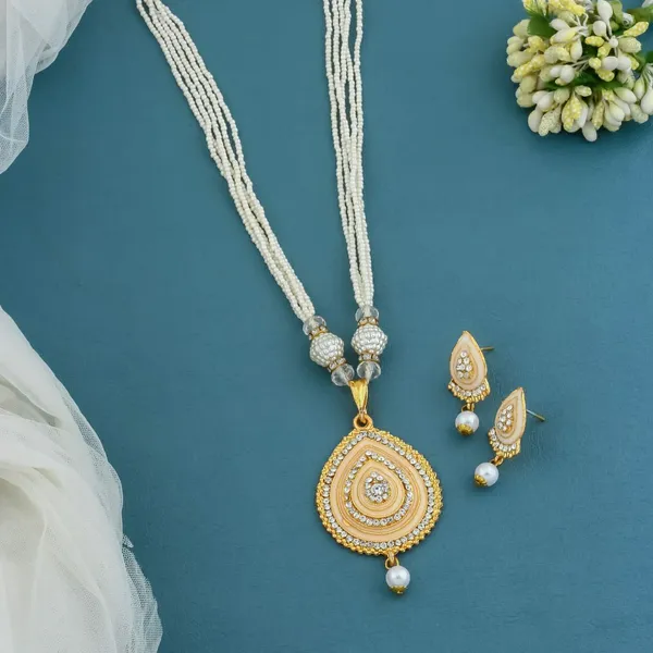 Gold_Tone_Pearl_Layered_Necklace_Set_For_Women