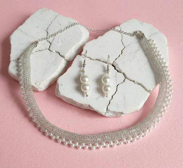 White_Pearl_Beaded_Silver_Tone_Necklace_And_Earrings_Set_For_Women