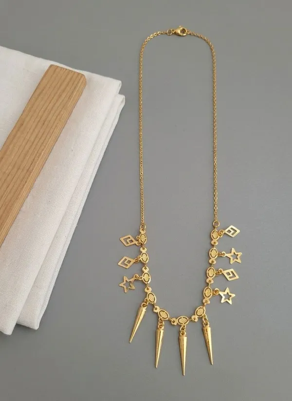 Gold_Tone_Geometric_Star_Charm_Necklace_For_Women