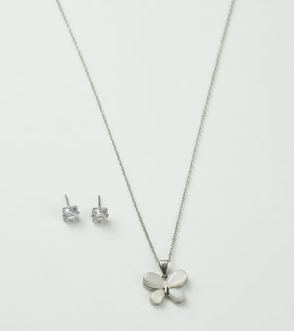 Silver_Tone_Butterfly_Pendant_Necklace_And_Stud_Earrings_Set_For_Women