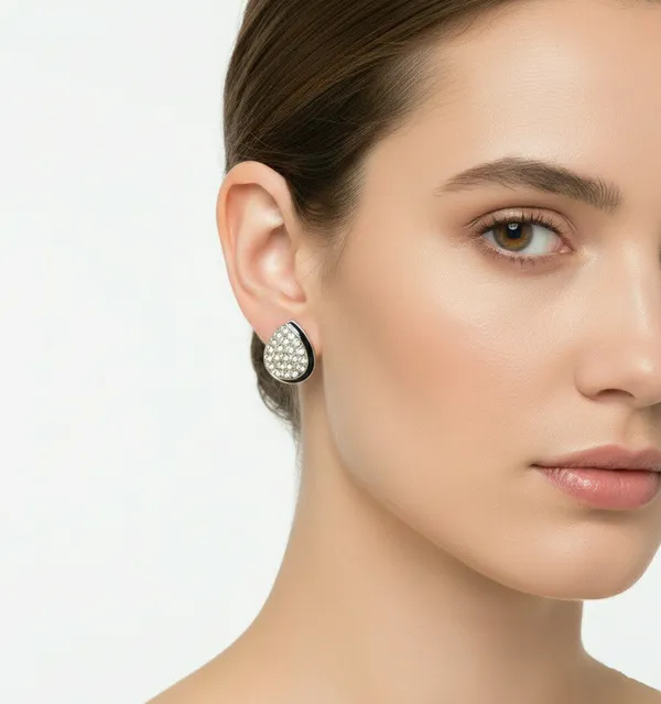 Silver_Tone_Crystal_Teardrop_Stud_Earrings_For_Women